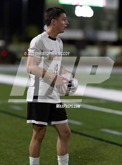 Thumbnail 2 in Mitchell vs. Lakewood Ranch (FHSAA 6A Regional Final) photogallery.