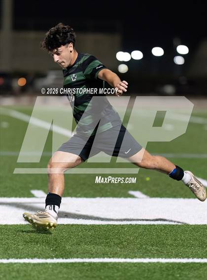 Thumbnail 3 in Mitchell vs. Lakewood Ranch (FHSAA 6A Regional Final) photogallery.