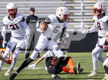 Thumbnail 3 in Altamont vs Monticello (UHSAA 8-player Semifinal) photogallery.