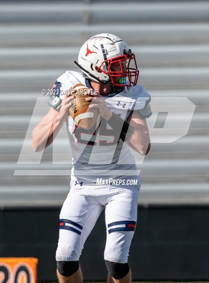 Thumbnail 3 in Altamont vs Monticello (UHSAA 8-player Semifinal) photogallery.