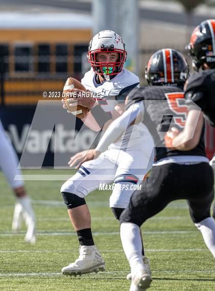 Thumbnail 1 in Altamont vs Monticello (UHSAA 8-player Semifinal) photogallery.