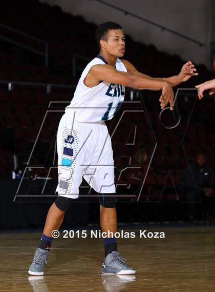 Thumbnail 3 in Cathedral Catholic vs. Juan Diego Catholic (Tarkanian Classic) photogallery.