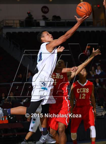 Thumbnail 3 in Cathedral Catholic vs. Juan Diego Catholic (Tarkanian Classic) photogallery.