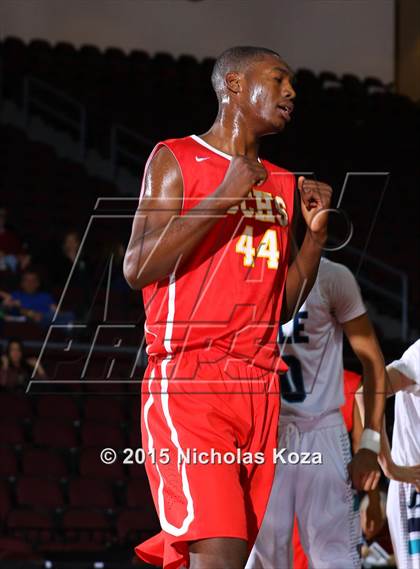 Thumbnail 2 in Cathedral Catholic vs. Juan Diego Catholic (Tarkanian Classic) photogallery.