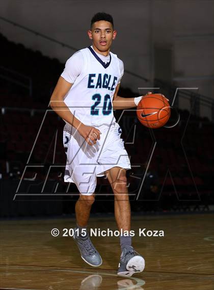 Thumbnail 2 in Cathedral Catholic vs. Juan Diego Catholic (Tarkanian Classic) photogallery.