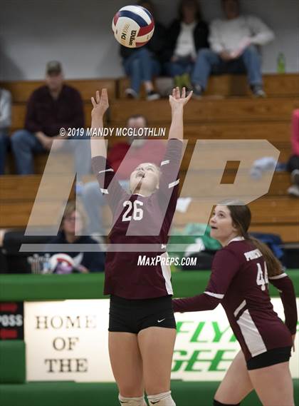 Thumbnail 2 in Princeville vs. Illini Bluffs photogallery.
