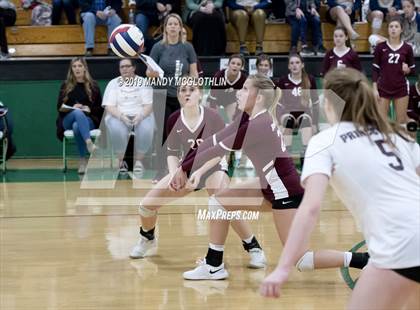 Thumbnail 2 in Princeville vs. Illini Bluffs photogallery.