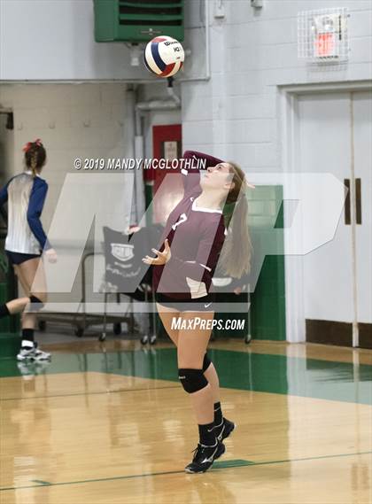 Thumbnail 2 in Princeville vs. Illini Bluffs photogallery.