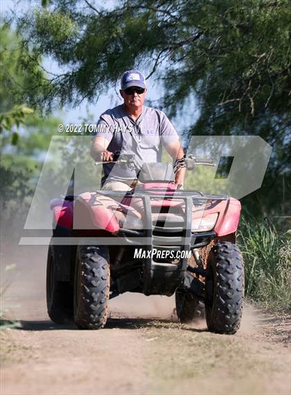 Thumbnail 1 in 15th Annual Lipan Invitational Meet photogallery.