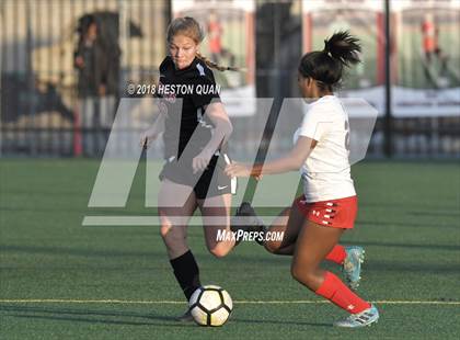 Thumbnail 2 in Cornerstone Christian vs San Clemente (Mater Dei Premier Invitational) photogallery.