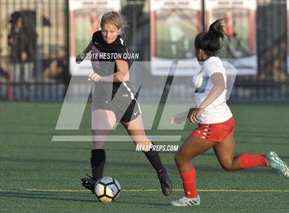 Thumbnail 1 in Cornerstone Christian vs San Clemente (Mater Dei Premier Invitational) photogallery.