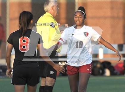 Thumbnail 2 in Cornerstone Christian vs San Clemente (Mater Dei Premier Invitational) photogallery.