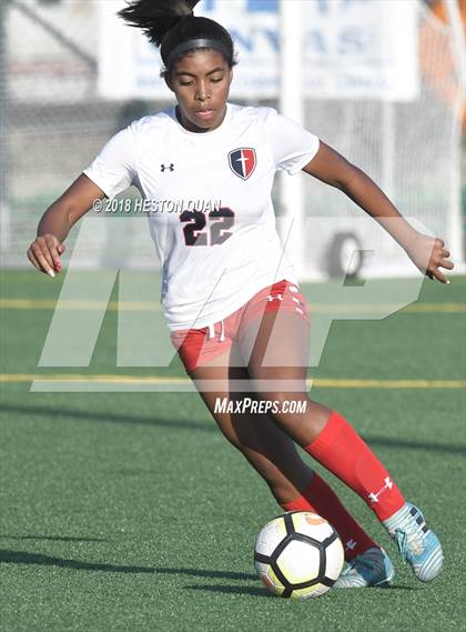 Thumbnail 1 in Cornerstone Christian vs San Clemente (Mater Dei Premier Invitational) photogallery.