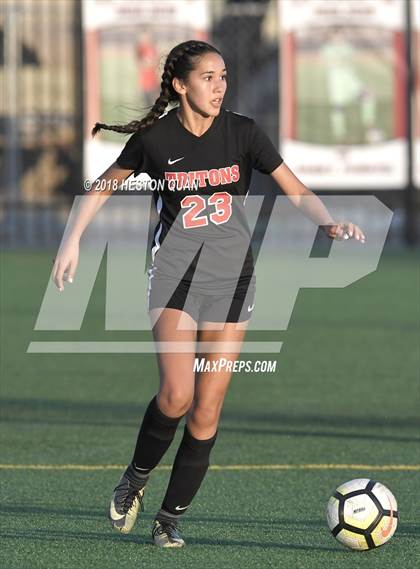 Thumbnail 2 in Cornerstone Christian vs San Clemente (Mater Dei Premier Invitational) photogallery.