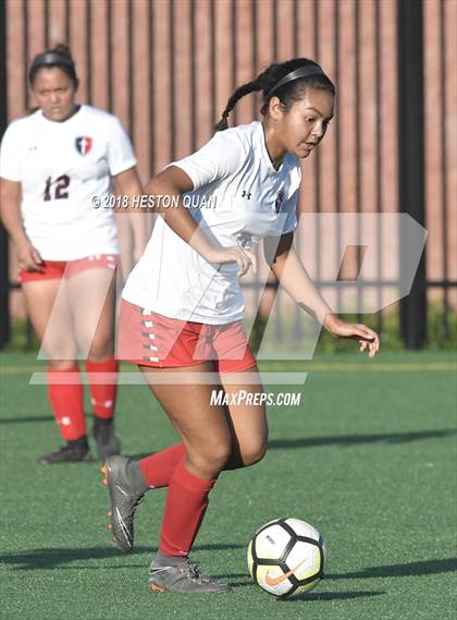 Thumbnail 2 in Cornerstone Christian vs San Clemente (Mater Dei Premier Invitational) photogallery.