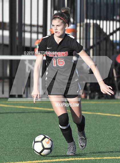 Thumbnail 1 in Cornerstone Christian vs San Clemente (Mater Dei Premier Invitational) photogallery.