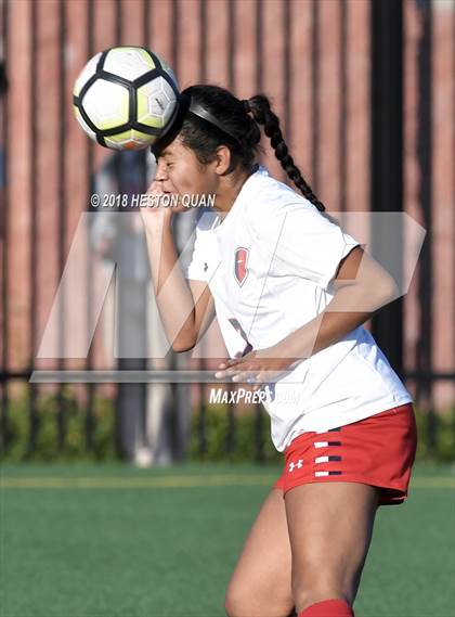Thumbnail 2 in Cornerstone Christian vs San Clemente (Mater Dei Premier Invitational) photogallery.