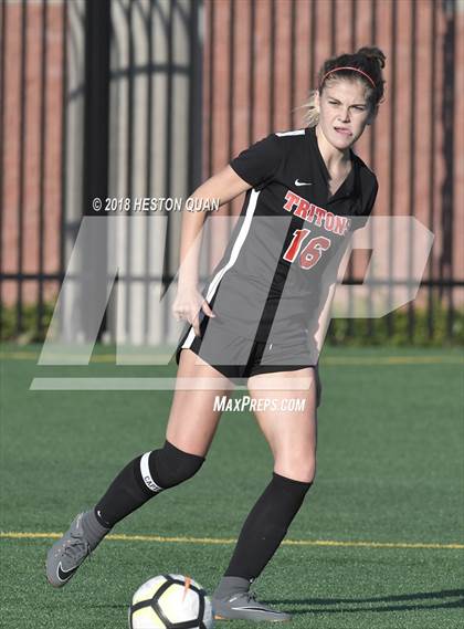 Thumbnail 2 in Cornerstone Christian vs San Clemente (Mater Dei Premier Invitational) photogallery.