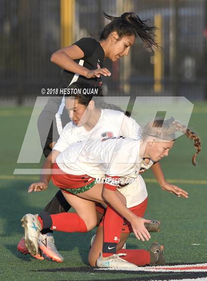 Thumbnail 3 in Cornerstone Christian vs San Clemente (Mater Dei Premier Invitational) photogallery.