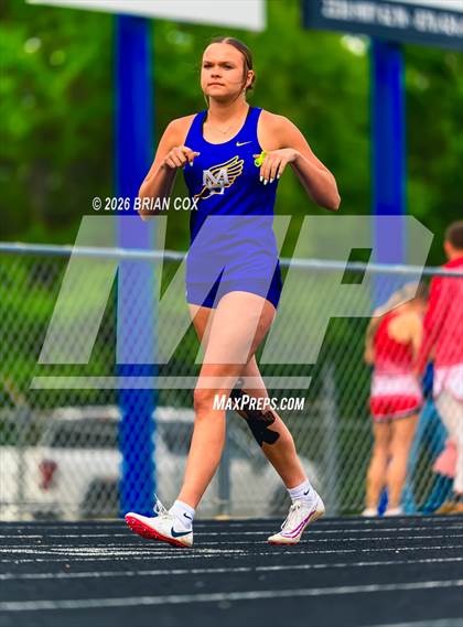 Thumbnail 3 in Bomber Relays photogallery.