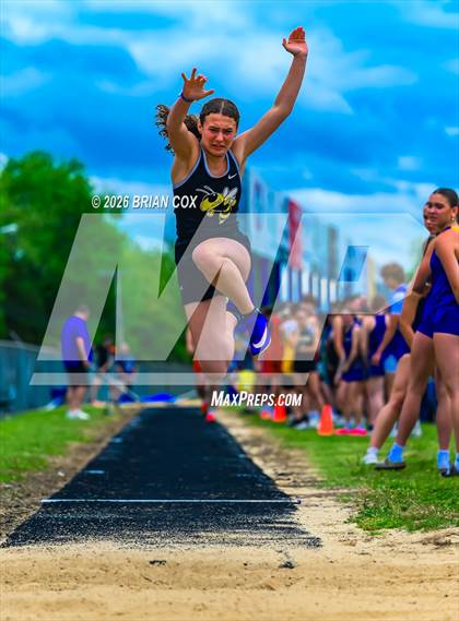 Thumbnail 3 in Bomber Relays photogallery.
