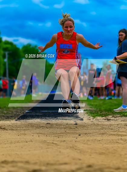 Thumbnail 3 in Bomber Relays photogallery.