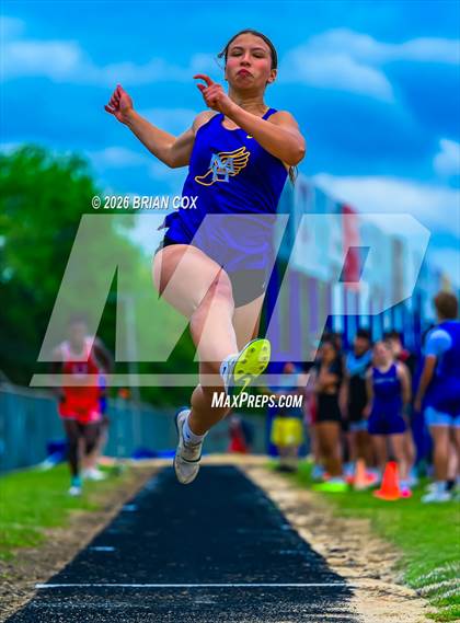 Thumbnail 3 in Bomber Relays photogallery.