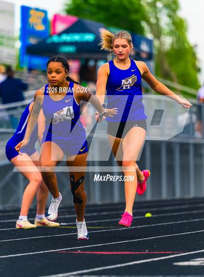 Thumbnail 3 in Bomber Relays photogallery.