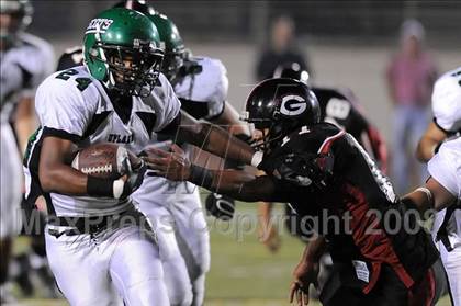 Thumbnail 2 in Glendora vs. Upland photogallery.
