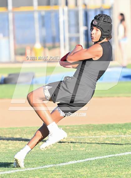 Thumbnail 2 in Mountain Ridge vs. Peoria (O'Connor 7 on 7 -  Saturday Night Lights) photogallery.