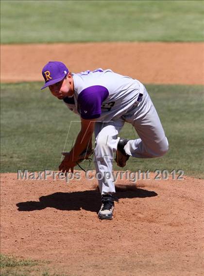 Thumbnail 1 in Santa Maria @ Righetti photogallery.