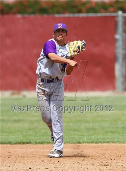 Thumbnail 3 in Santa Maria @ Righetti photogallery.