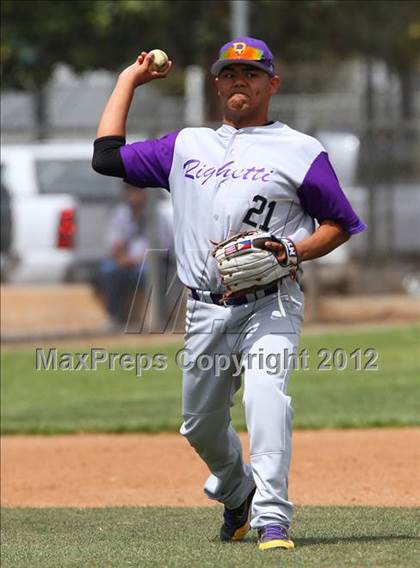 Thumbnail 3 in Santa Maria @ Righetti photogallery.