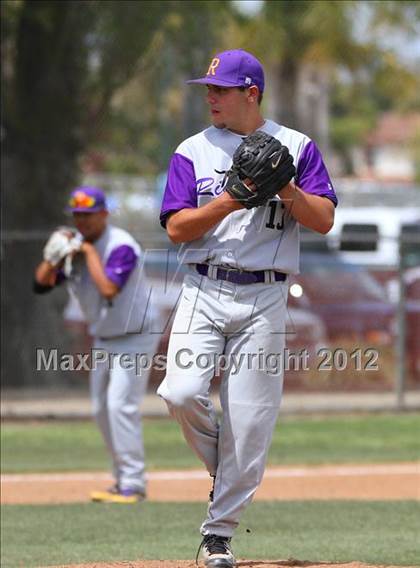 Thumbnail 1 in Santa Maria @ Righetti photogallery.