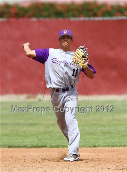 Thumbnail 2 in Santa Maria @ Righetti photogallery.