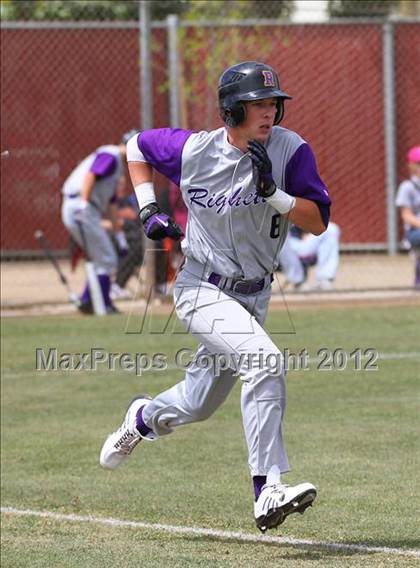 Thumbnail 1 in Santa Maria @ Righetti photogallery.