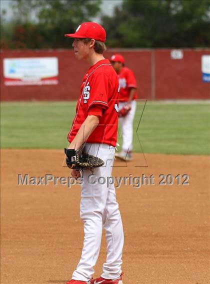 Thumbnail 3 in Santa Maria @ Righetti photogallery.
