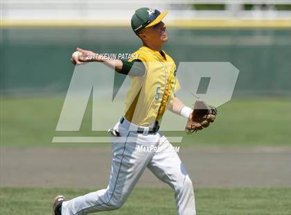Thumbnail 1 in Lyman Memorial vs. Holy Cross (CIAC Class S Final) photogallery.