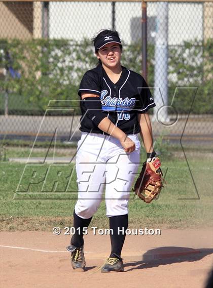 Thumbnail 1 in Arroyo @ Azusa photogallery.