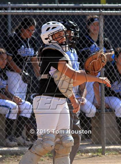 Thumbnail 1 in Arroyo @ Azusa photogallery.