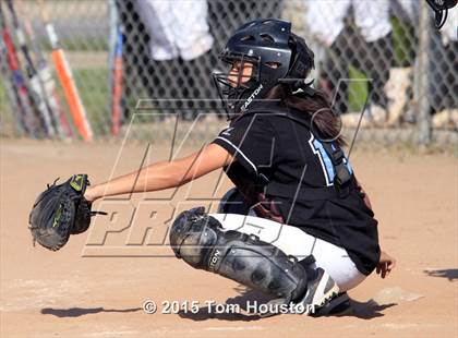 Thumbnail 2 in Arroyo @ Azusa photogallery.
