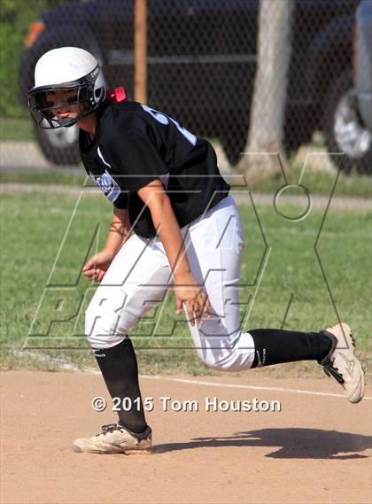 Thumbnail 1 in Arroyo @ Azusa photogallery.