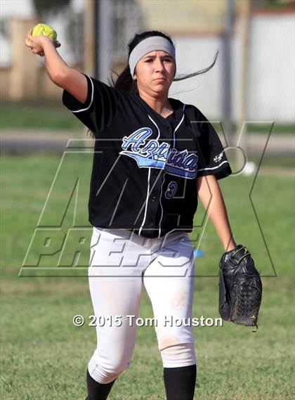 Thumbnail 1 in Arroyo @ Azusa photogallery.