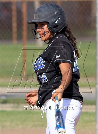 Thumbnail 1 in Arroyo @ Azusa photogallery.
