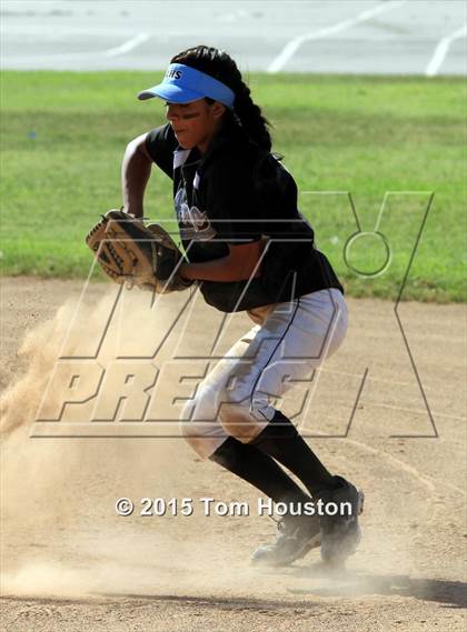Thumbnail 3 in Arroyo @ Azusa photogallery.