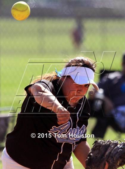 Thumbnail 2 in Arroyo @ Azusa photogallery.