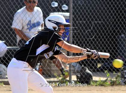 Thumbnail 3 in Arroyo @ Azusa photogallery.
