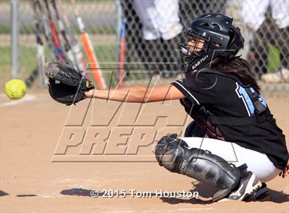 Thumbnail 1 in Arroyo @ Azusa photogallery.