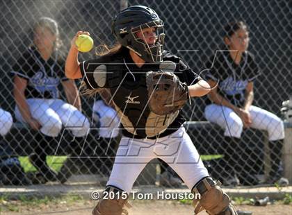 Thumbnail 3 in Arroyo @ Azusa photogallery.