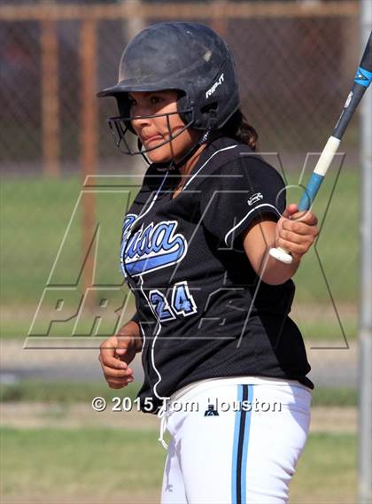 Thumbnail 3 in Arroyo @ Azusa photogallery.